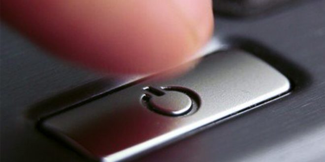 laptop tidak mau menyala