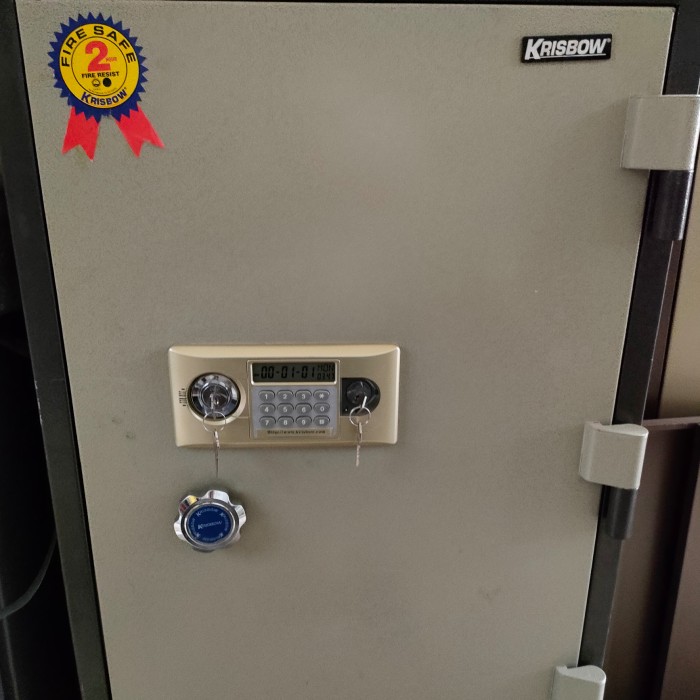 cara membuka brankas Krisbow secara manual